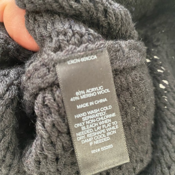 Express sweater - Picture 3 of 5